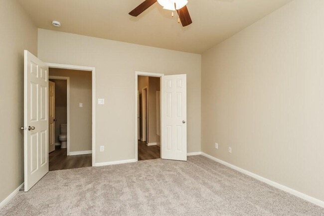 Building Photo - 13046 Rose Landing Dr