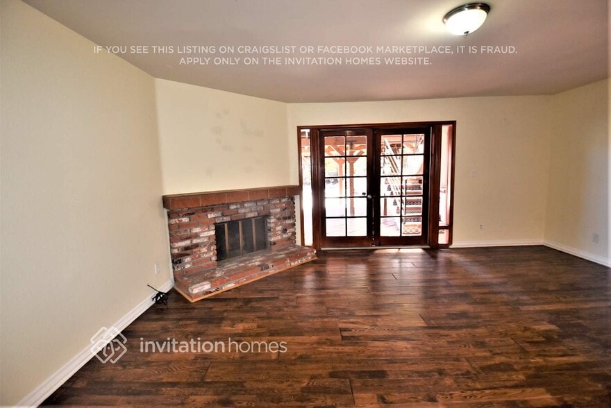 Building Photo - 1435 W 3rd St