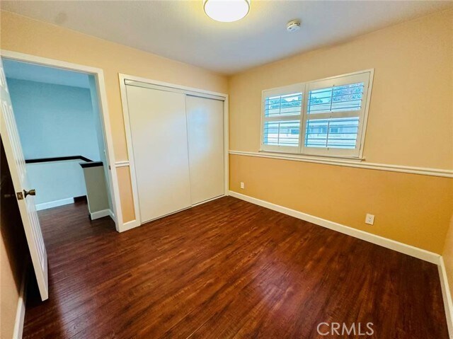 Building Photo - 4872 Vía Alista