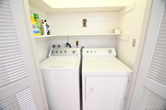 Building Photo - 94 Baldwin Ln