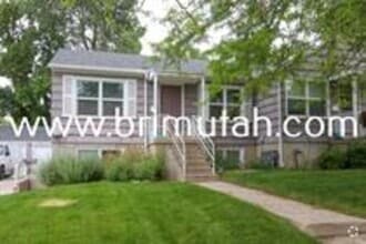 Building Photo - 122 1/2 Girard Avenue - 3