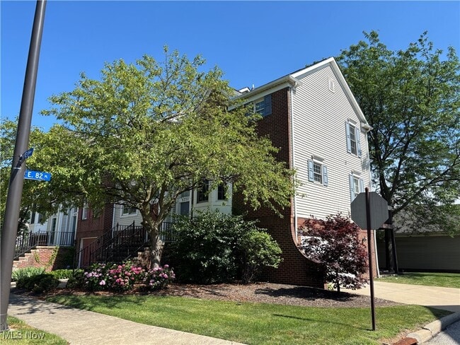 Building Photo - 8628 Chester Pkwy