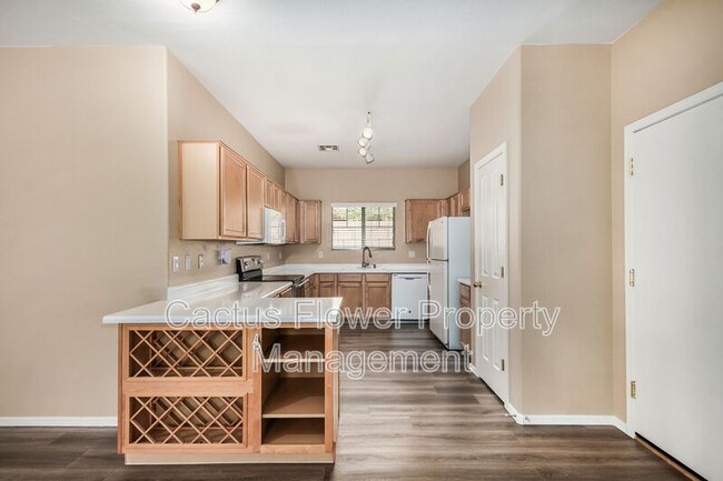 Building Photo - 6350 S Legend Ct