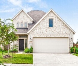 Building Photo - 2923 Palm Oaks Trail