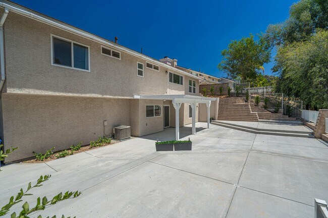 Building Photo - 27727 Spandau Dr