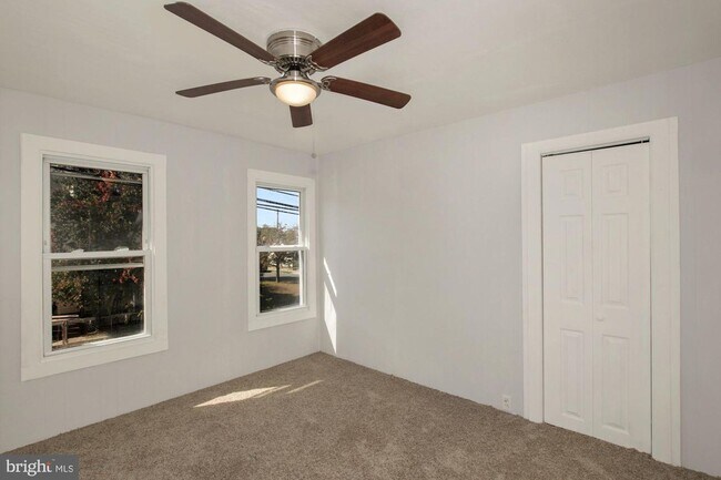 Building Photo - Gorgeous 4 Bedroom Home FOR RENT in Millville $1500