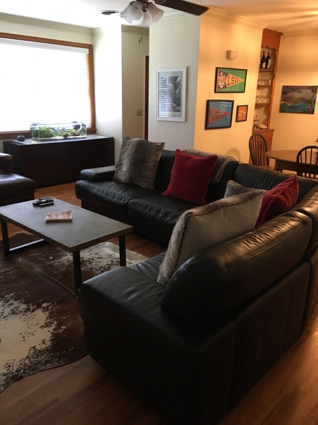 Building Photo - 426 Hobcaw Dr