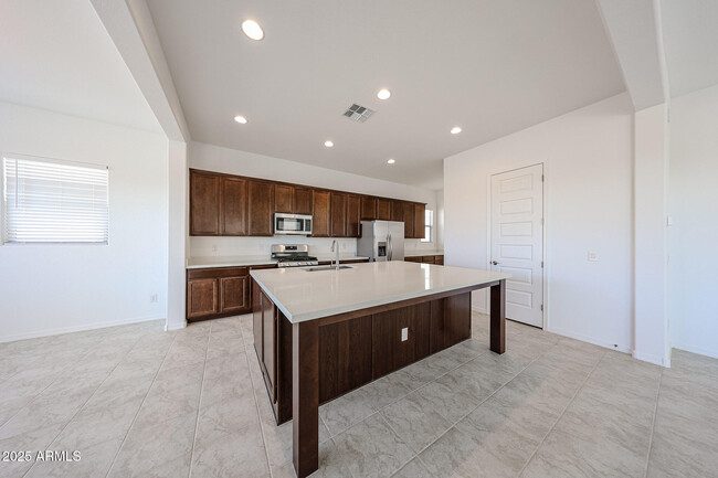 Building Photo - 25076 N 77th Dr