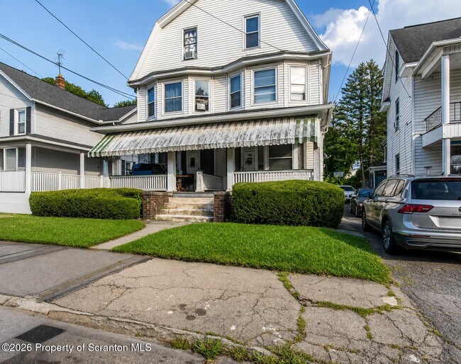 Building Photo - 1312 N Washington Ave