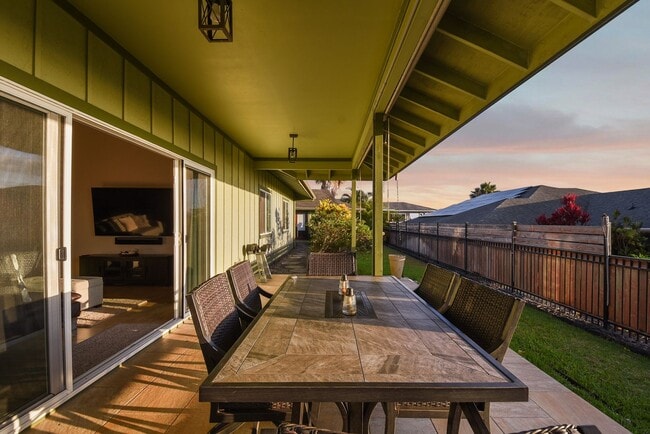 Building Photo - 73-1311 Nawahie Loop