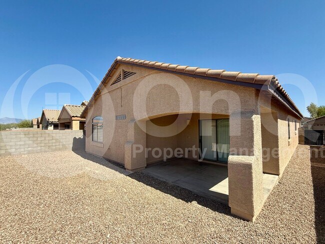 Building Photo - 6635 E Cooperstown Dr