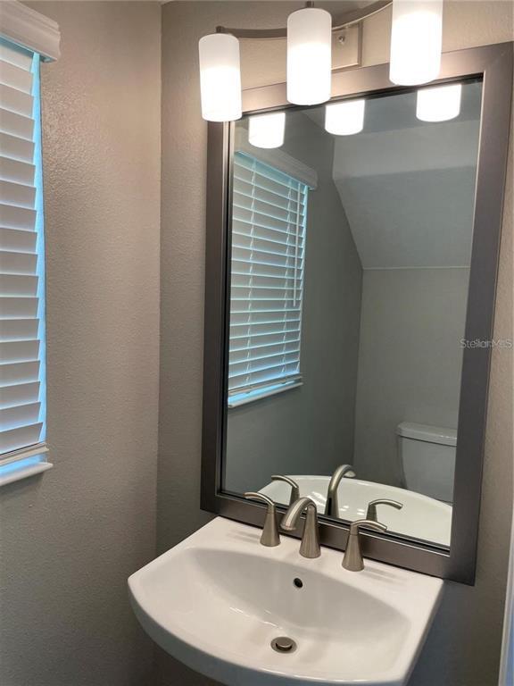 Building Photo - 4580 Almada Ln