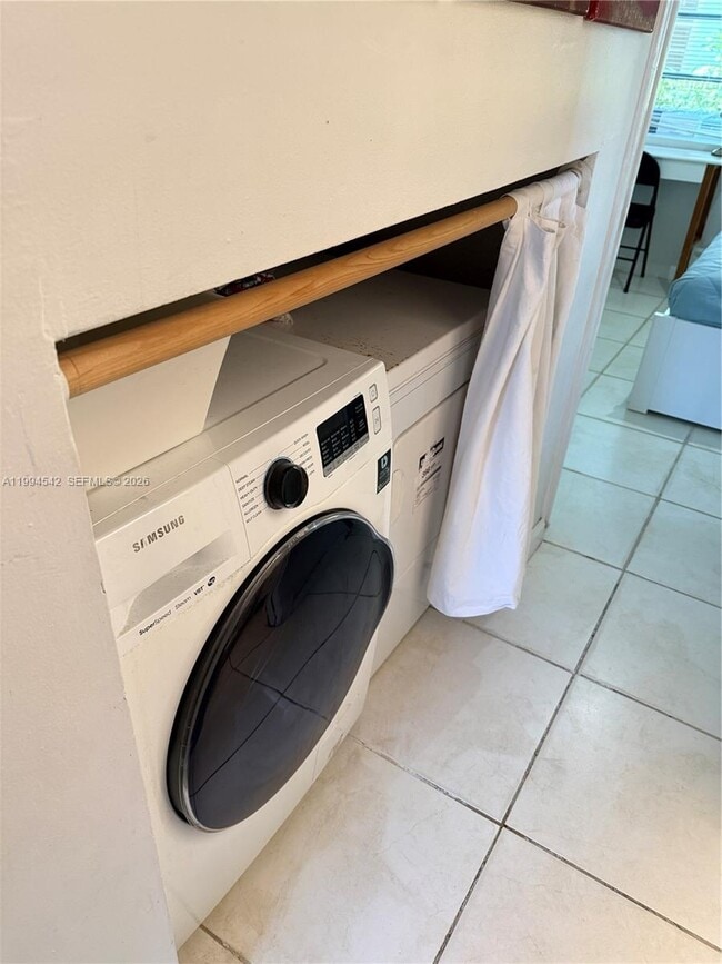 Building Photo - 601 Michigan Ave