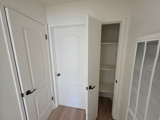 Building Photo - Discover 3528-3538 Agate in Santa Clara Open House Sunday August 2nd from 12noon-3pm