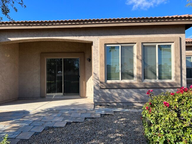 Building Photo - 25 S Quinn Cir