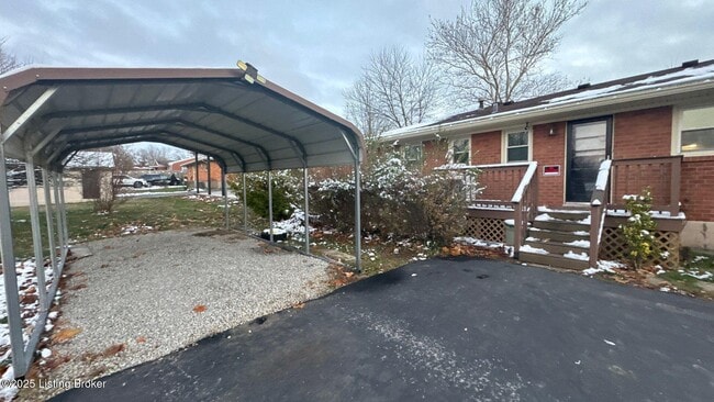 Building Photo - 6001 Applegate Ln