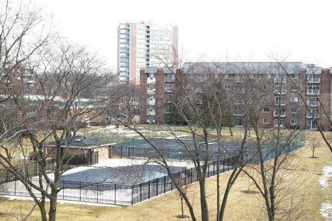 Building Photo - 10353 Dearlove Rd