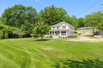 Building Photo - 194 Southern Ave