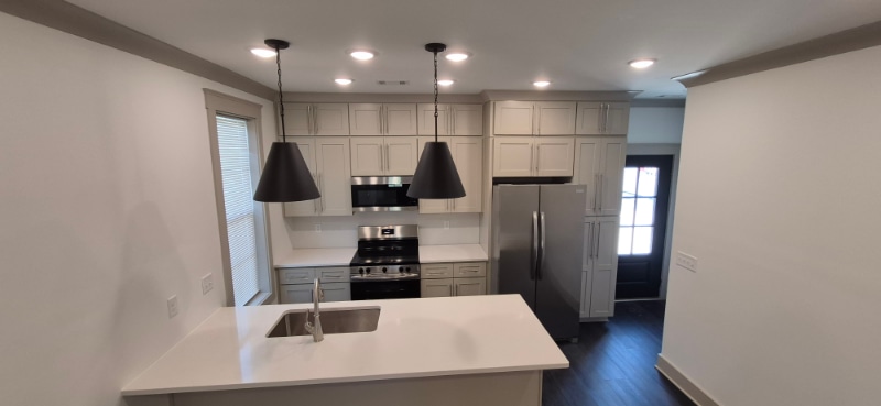 Building Photo - 901 27th St