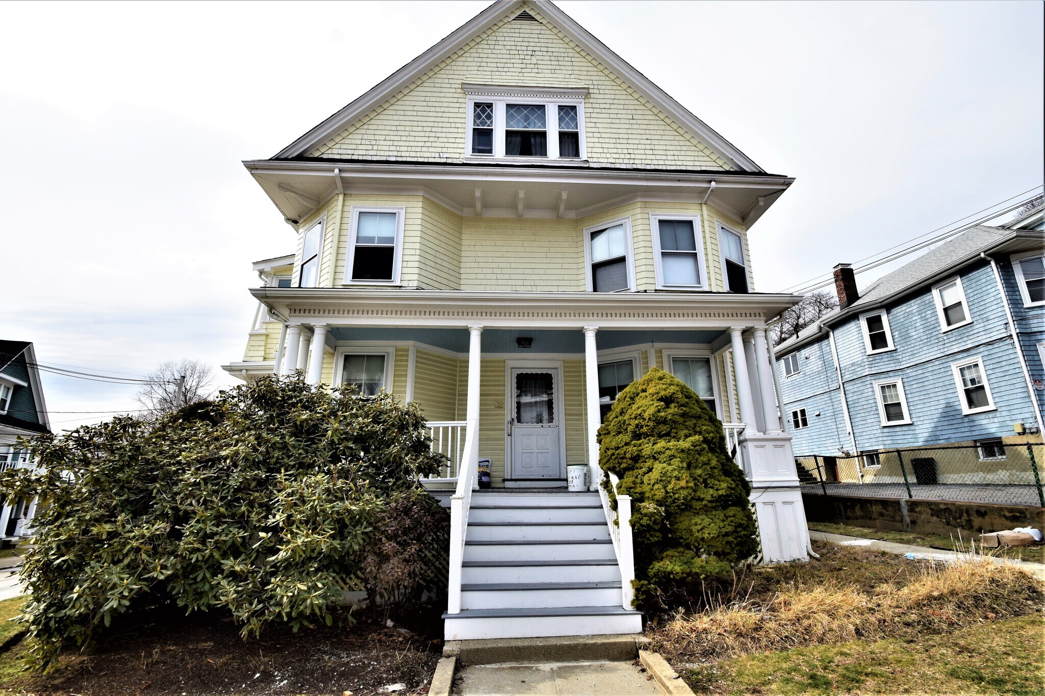 Building Photo - 32 Bigelow St