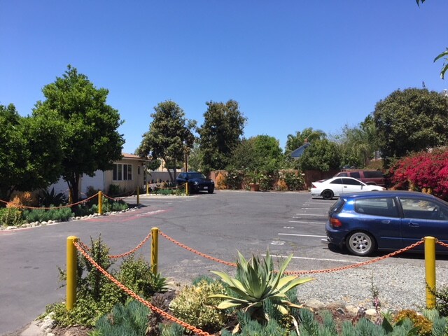 Building Photo - 932 W Highland St