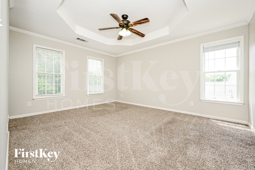 Building Photo - 55 Cinnamon Fern Cir