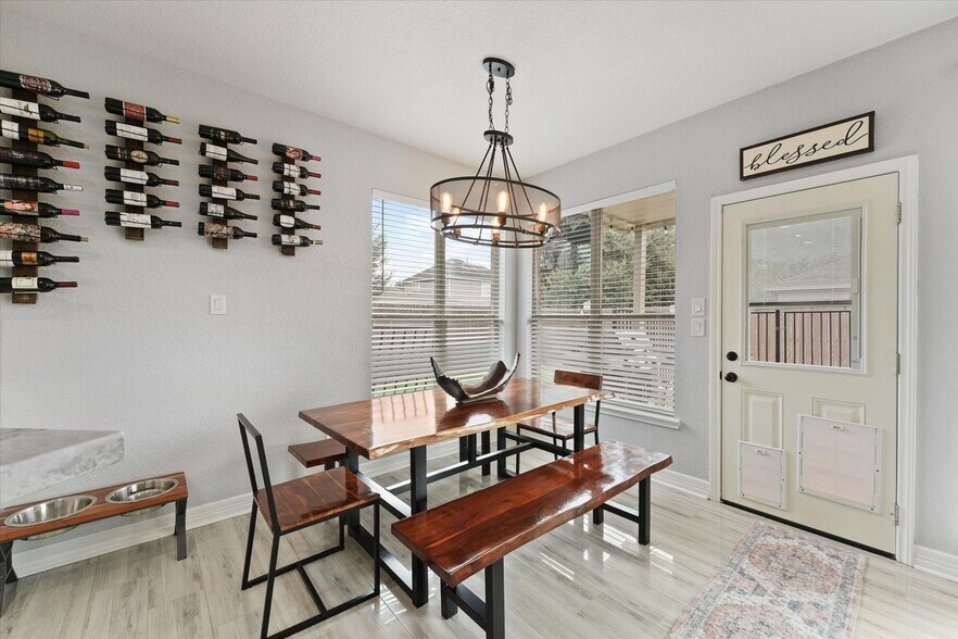 Building Photo - 21328 Village Crossing Ln