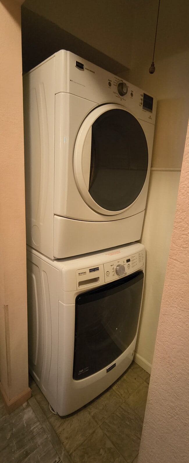 Building Photo - 1200 T A Riordan