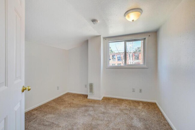 Building Photo - 24126 Cody Park Rd