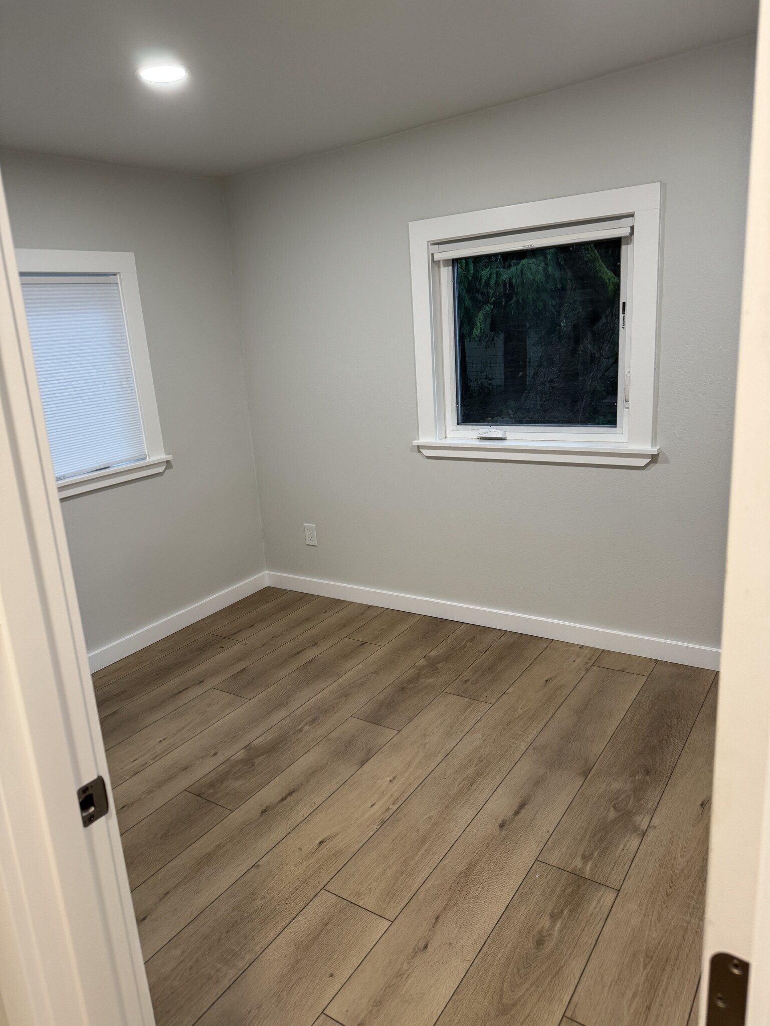 Bedroom 2 - 2914 Ellis St