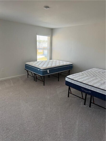 Building Photo - 530 Pemberton St