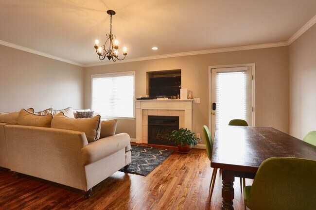 Building Photo - 314 Wyndhurst Dr