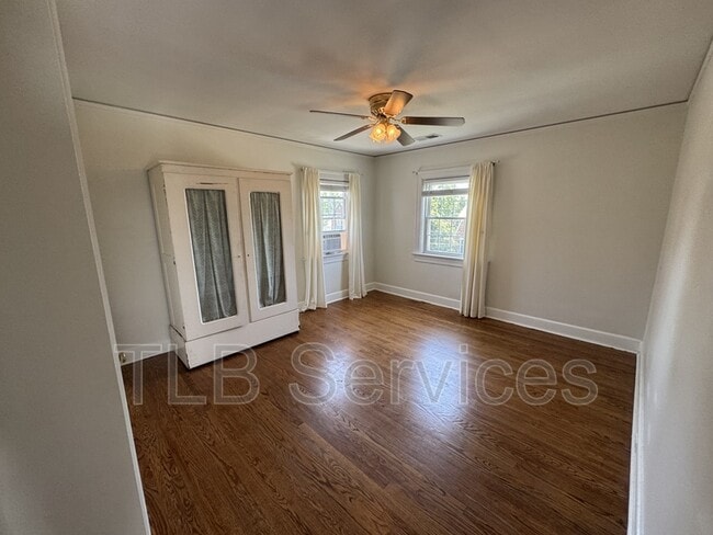 Building Photo - 310 Yeardley Ave