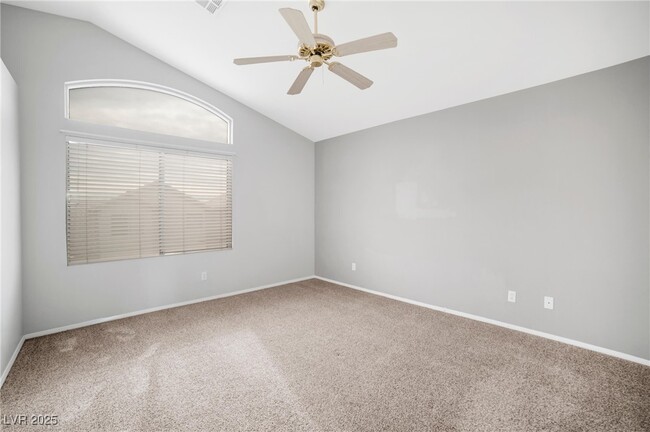 Building Photo - 8133 Kentshire Dr