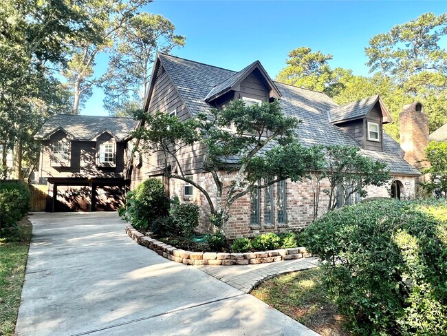 Building Photo - 17527 Forest Mist Dr