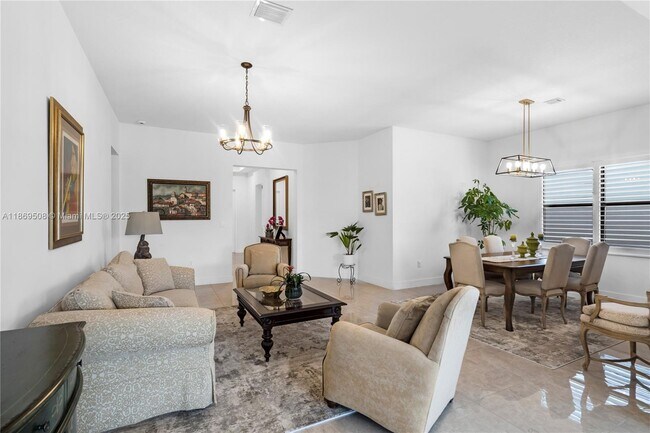 Building Photo - 4538 SW 173rd Ave