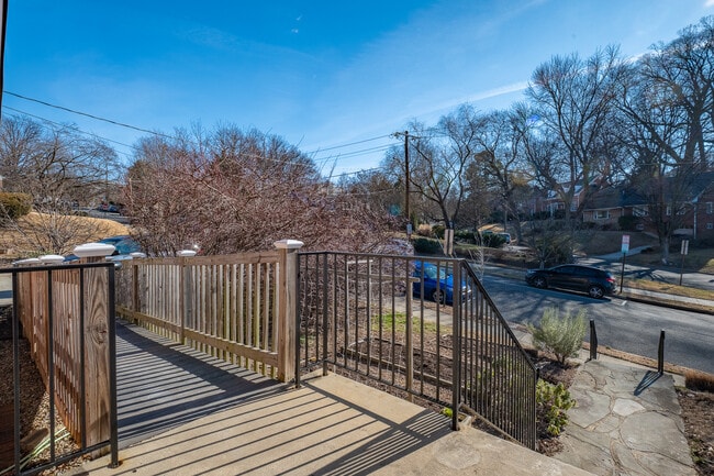 Building Photo - 1407 Leegate Rd NW