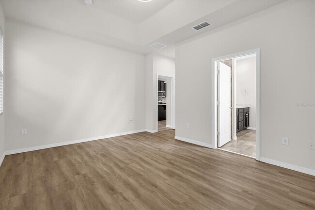 Building Photo - 2444 Varenna Loop