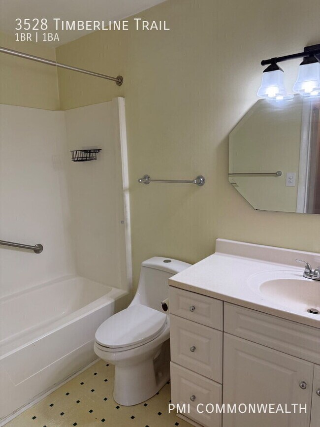 Building Photo - 3528 Timberline Trail