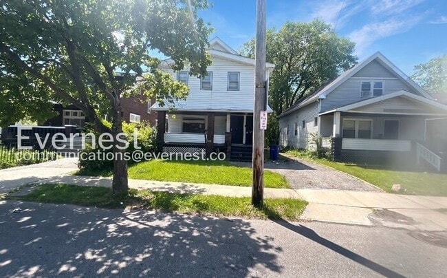 Building Photo - 12110 Lenacrave Ave