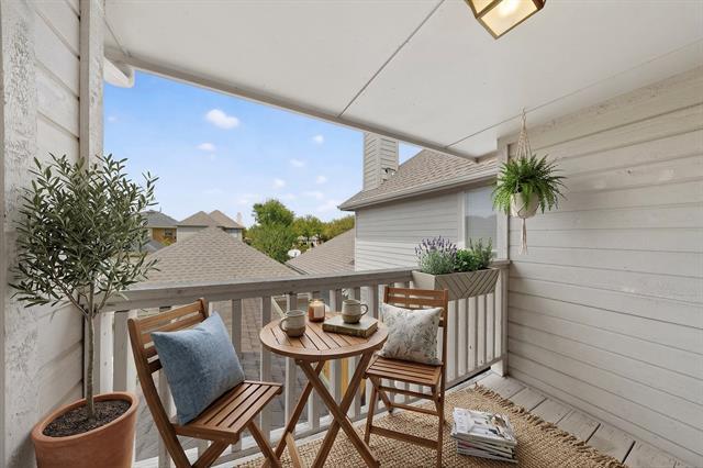 Building Photo - 6027 Homestead Ct