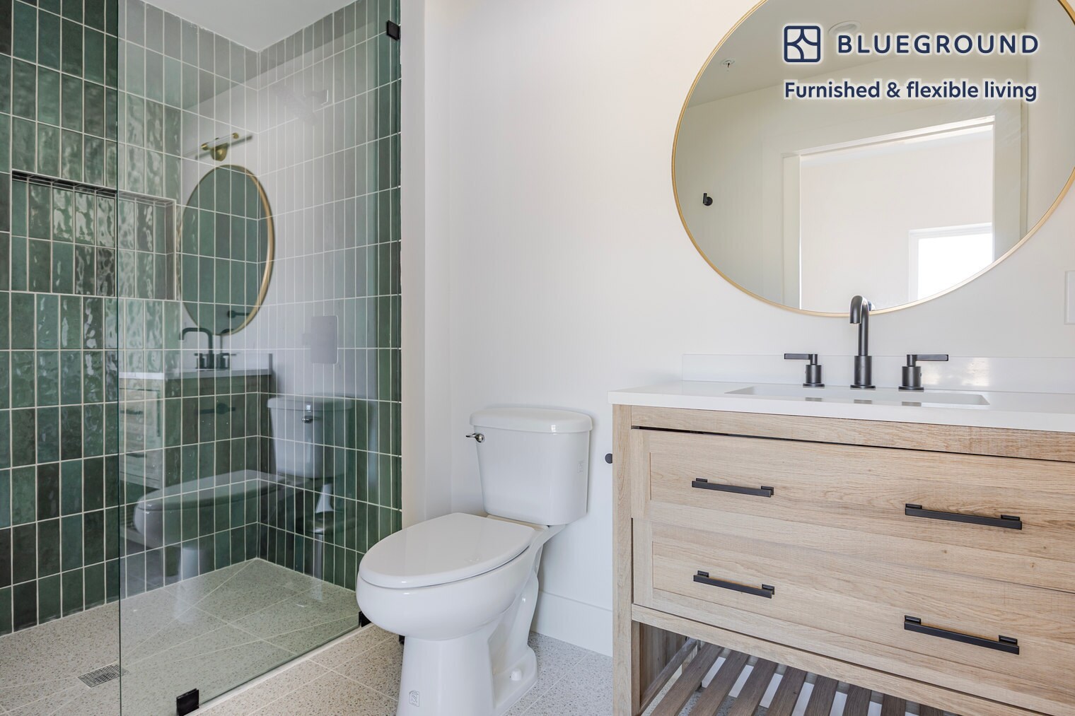 Building Photo - 611 N Virgil Ave