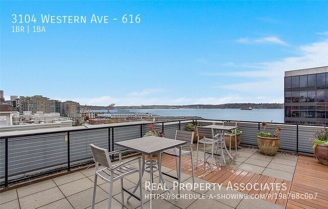 Building Photo - 3104 Western Ave