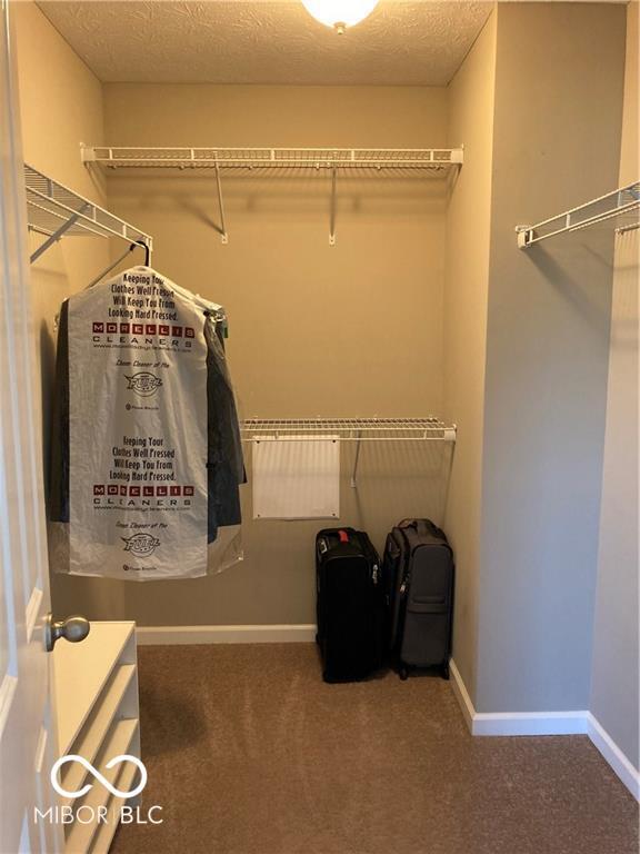 Building Photo - 9408 Park Meridian Dr