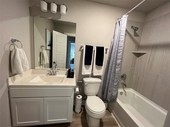 Building Photo - 10542 Preserve Wy