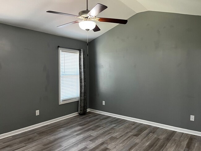 Building Photo - Beautiful home in Croatan Crossing