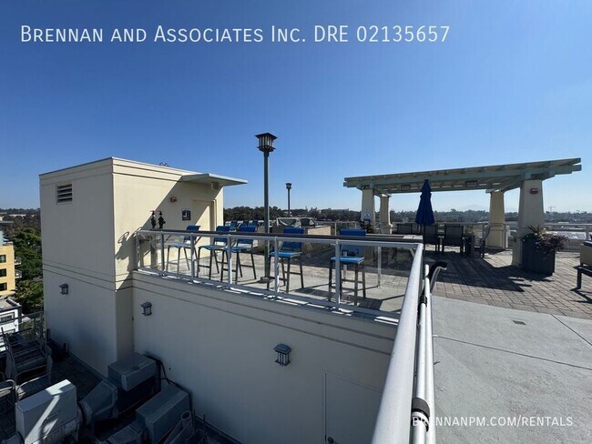 Building Photo - 850 Beech St