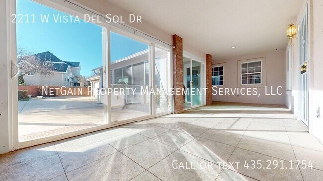 Building Photo - 2211 W Vista Del Sol Dr