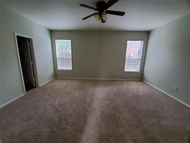 Building Photo - 9201 Popes Creek Ct