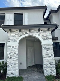 Building Photo - 13254 SW 285th St